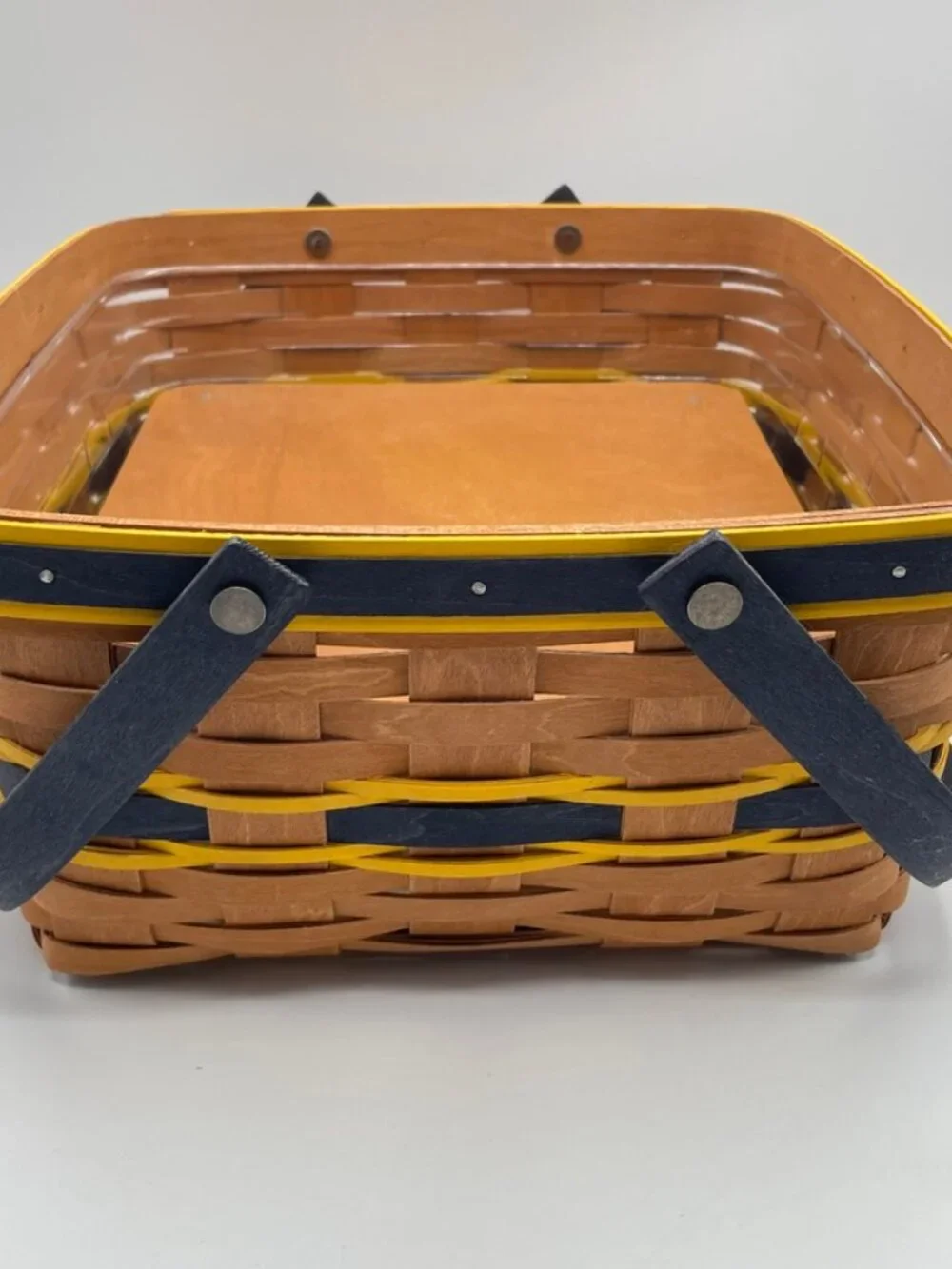 RARE 2009 Longaberger TeamSpirit Basket NavyBlue Yellow w/ Plastic Liner & Riser